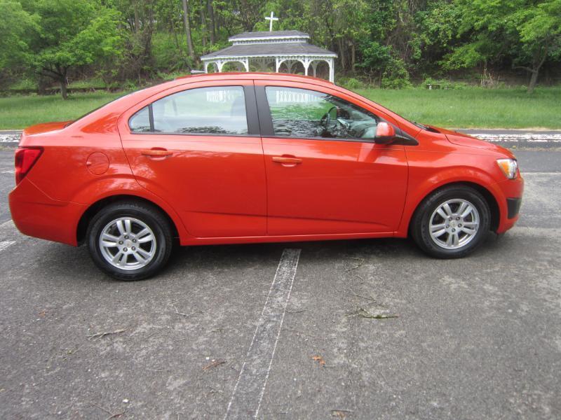 Chevrolet Sonic 2LS Sedan 2012