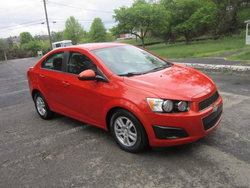 Chevrolet Sonic 2LS Sedan 2012