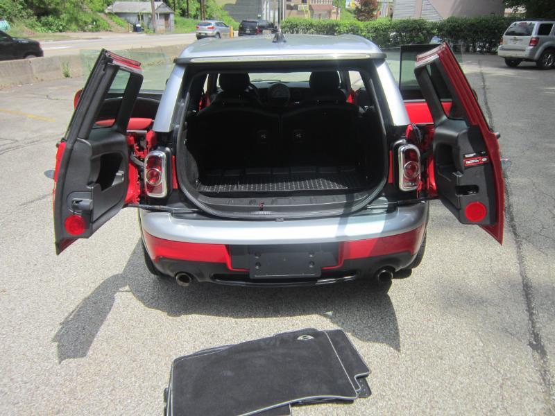 MINI Clubman S 2012