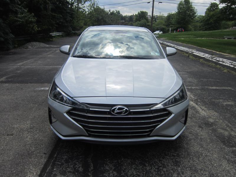 Hyundai Elantra Limited 2019