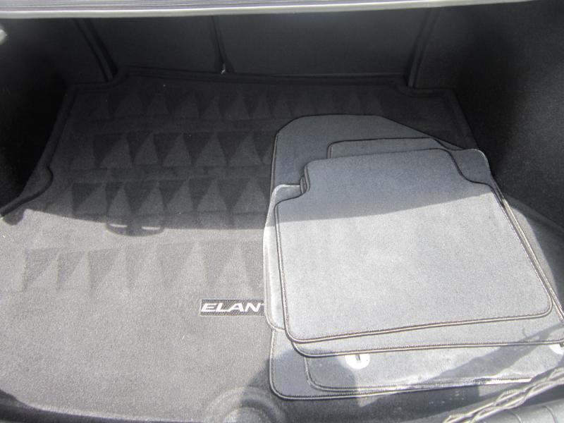 Hyundai Elantra Limited 2019