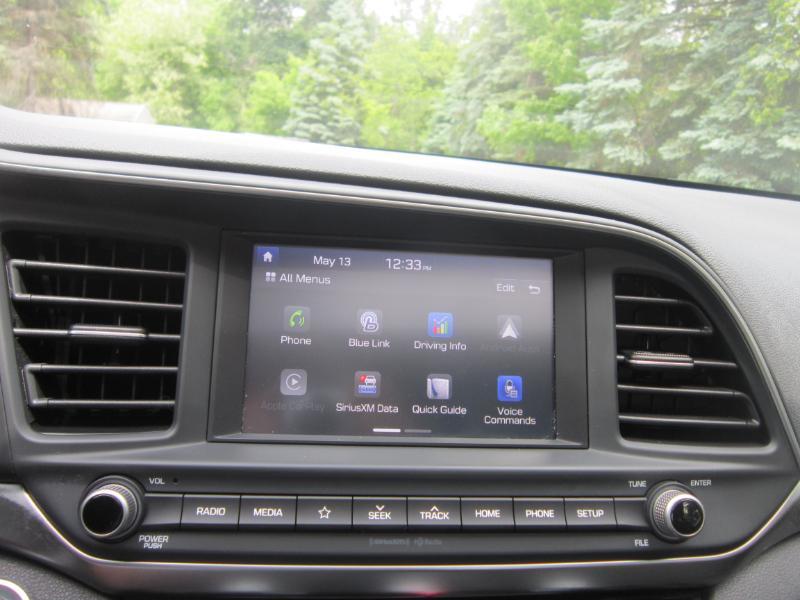 Hyundai Elantra Limited 2019