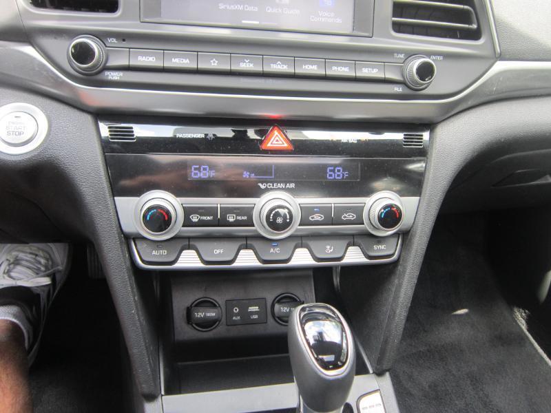 Hyundai Elantra Limited 2019