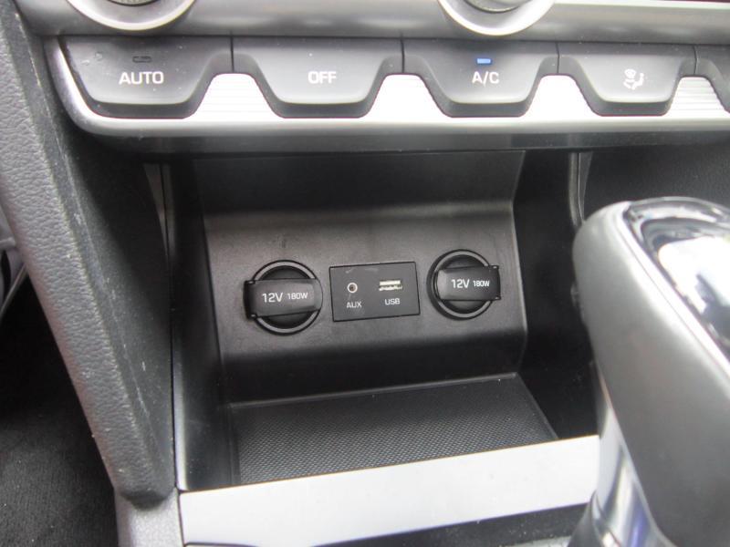 Hyundai Elantra Limited 2019