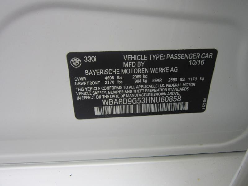 BMW 3-Series 330i xDrive SULEV Sedan 2017