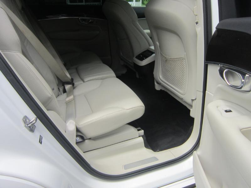 Volvo XC90 T6 Momentum AWD 2019