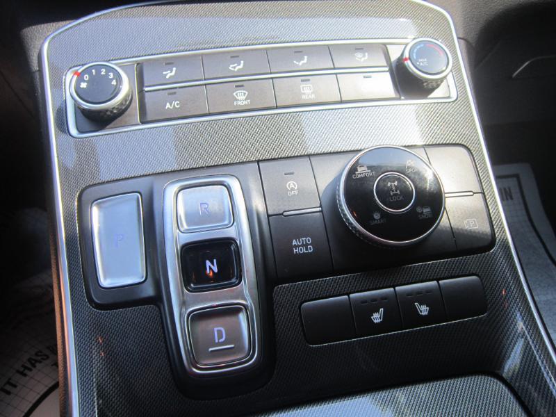 Hyundai Santa Fe SEL AWD 2021