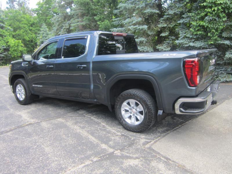 GMC Sierra 1500 SLE Crew Cab Short Box 4WD 2020