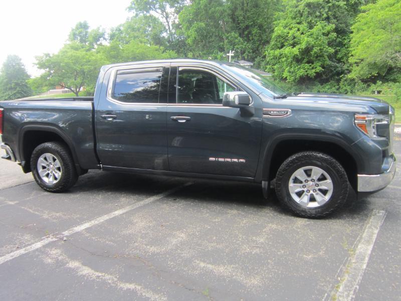 GMC Sierra 1500 SLE Crew Cab Short Box 4WD 2020