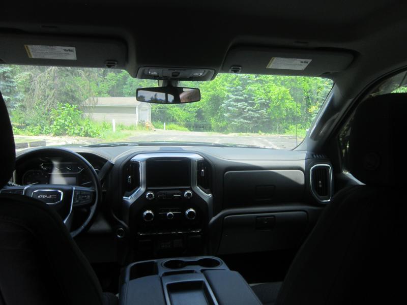 GMC Sierra 1500 SLE Crew Cab Short Box 4WD 2020