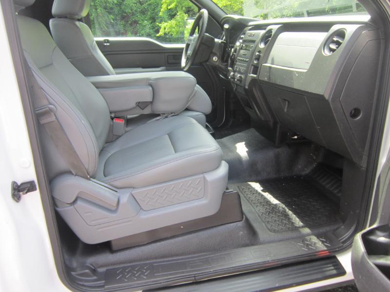 Ford F-150 XLT 8-ft. Bed 2WD 2013