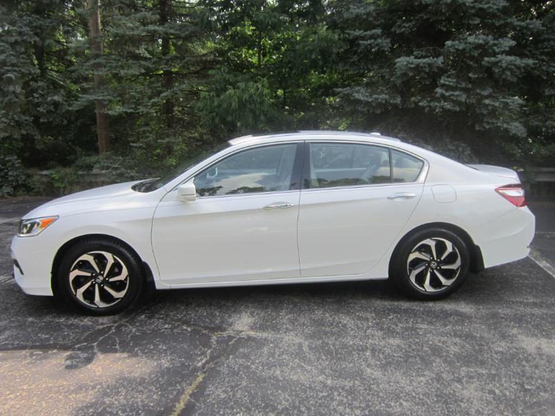 Honda Accord EX-L Sedan V6 CVT w/ Honda Sensing 6-Spd AT 2017