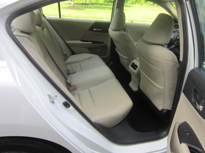 Honda Accord EX-L Sedan V6 CVT w/ Honda Sensing 6-Spd AT 2017