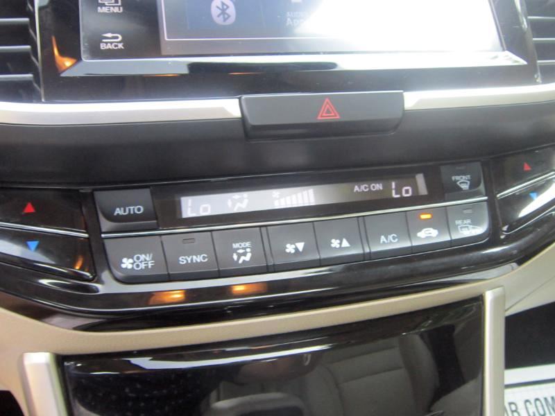Honda Accord EX-L Sedan V6 CVT w/ Honda Sensing 6-Spd AT 2017