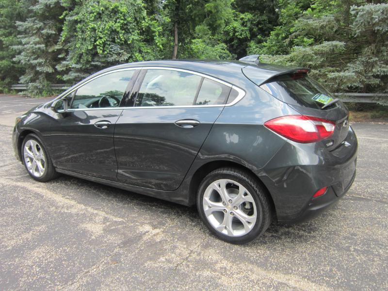 Chevrolet Cruze Premier Hatchback 2018