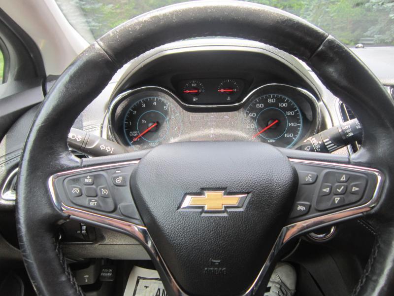 Chevrolet Cruze Premier Hatchback 2018