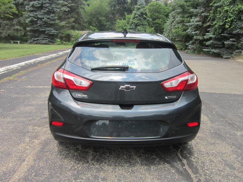 Chevrolet Cruze Premier Hatchback 2018