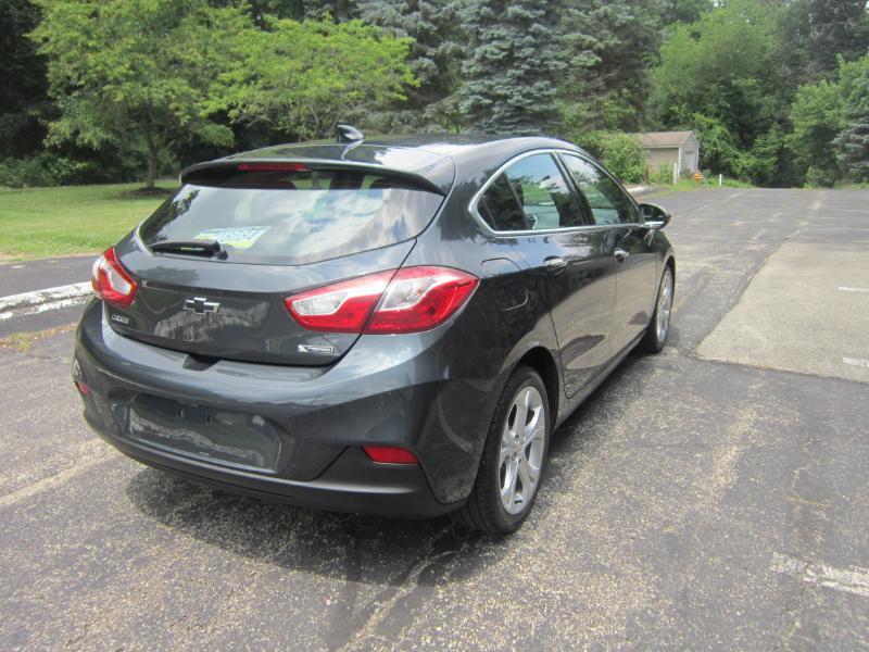 Chevrolet Cruze Premier Hatchback 2018