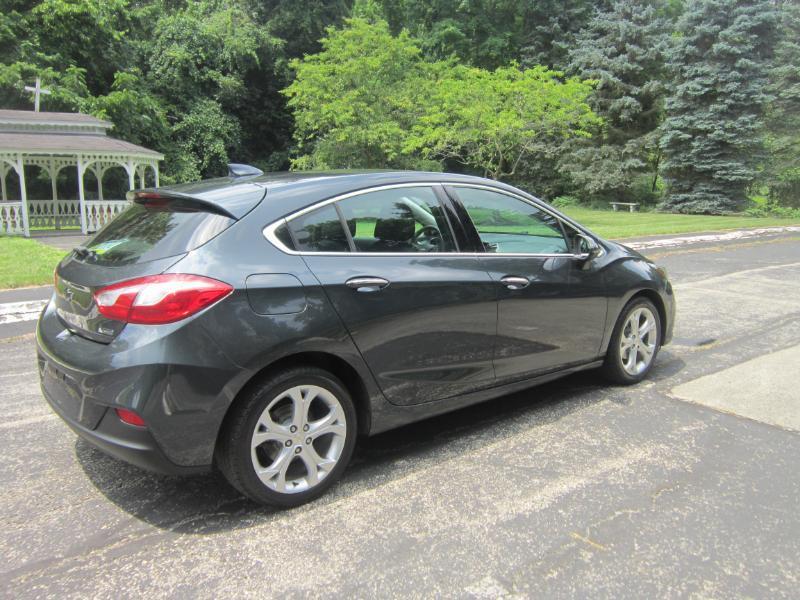 Chevrolet Cruze Premier Hatchback 2018