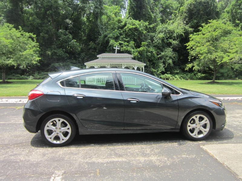 Chevrolet Cruze Premier Hatchback 2018