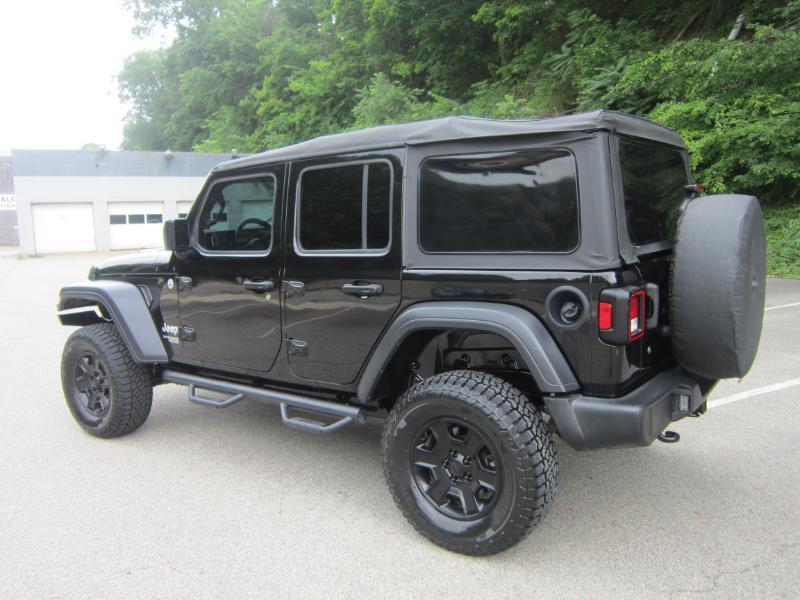 Jeep Wrangler Unlimited Sport 2018
