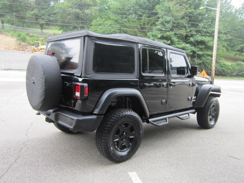 Jeep Wrangler Unlimited Sport 2018