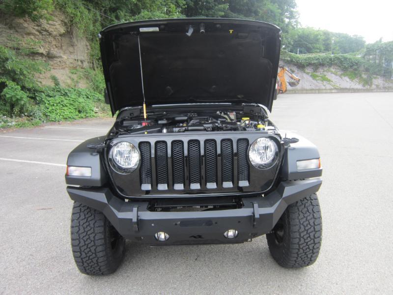 Jeep Wrangler Unlimited Sport 2018