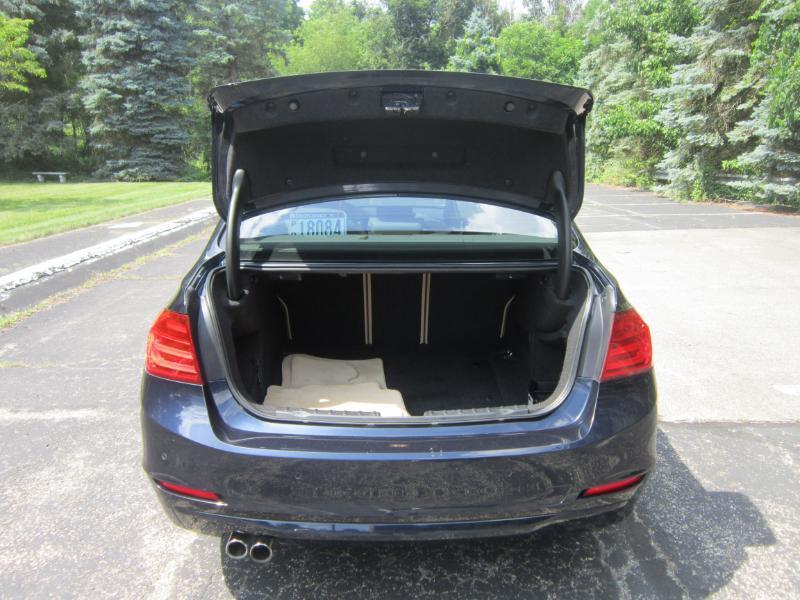 BMW 3-Series 328i xDrive Sedan SULEV 2015