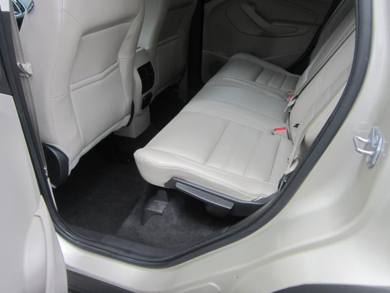 Ford Escape Titanium 4WD 2017