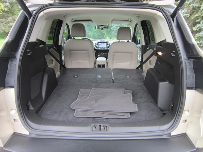 Ford Escape Titanium 4WD 2017