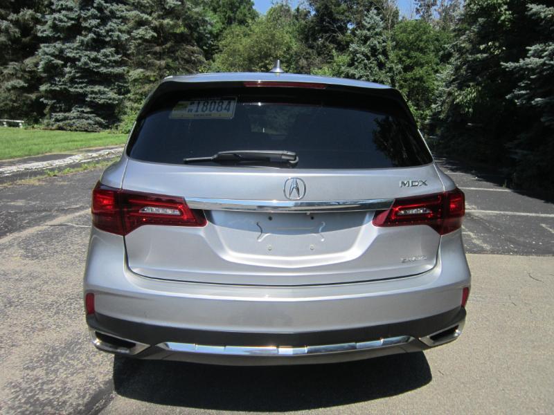 Acura MDX SH-AWD 9-Spd AT w/Tech Package 2017