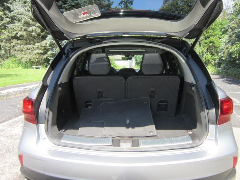 Acura MDX SH-AWD 9-Spd AT w/Tech Package 2017