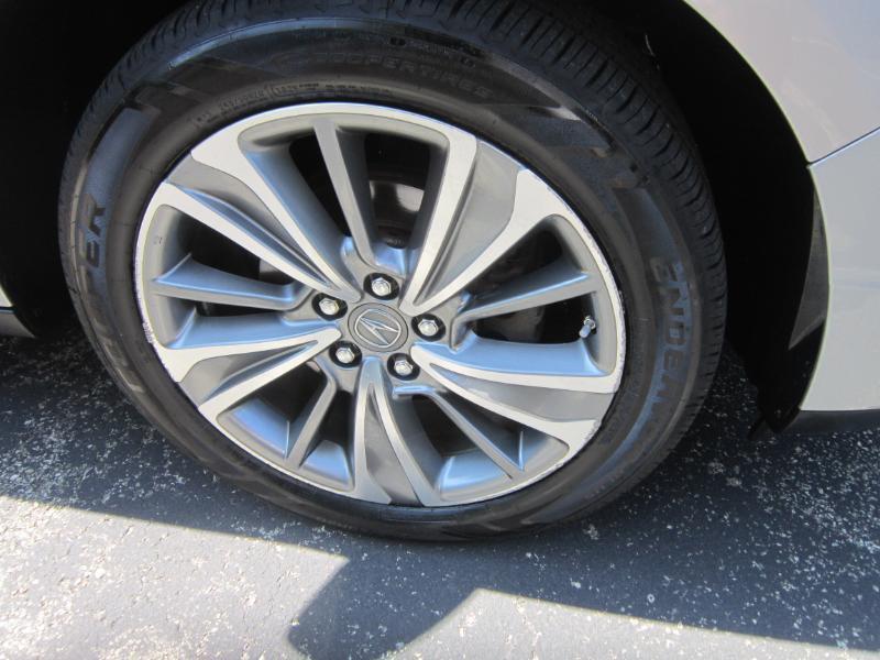 Acura MDX SH-AWD 9-Spd AT w/Tech Package 2017