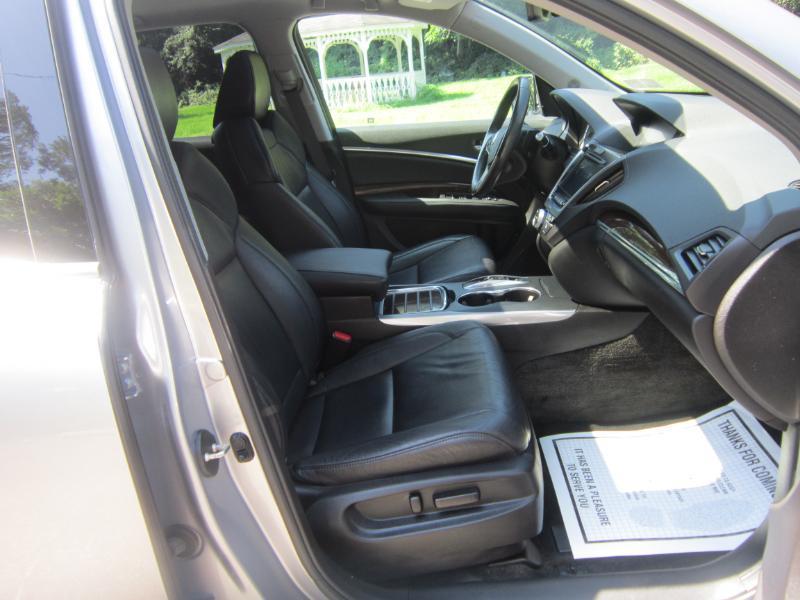Acura MDX SH-AWD 9-Spd AT w/Tech Package 2017