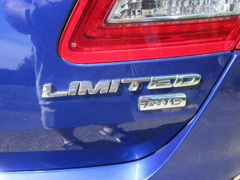 Ford Taurus Limited AWD 2013