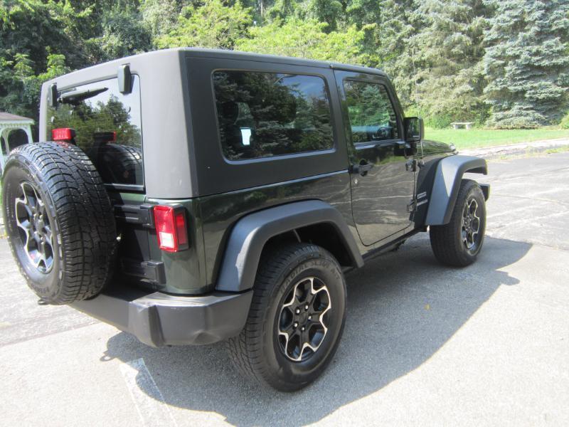 Jeep Wrangler Sport 4WD 2011