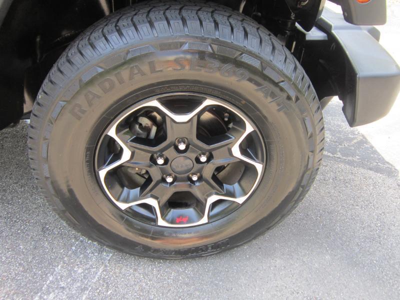 Jeep Wrangler Sport 4WD 2011