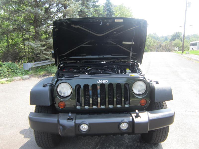 Jeep Wrangler Sport 4WD 2011