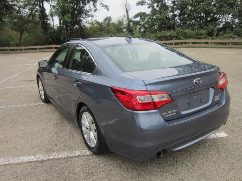 Subaru Legacy 2.5i Premium 2016