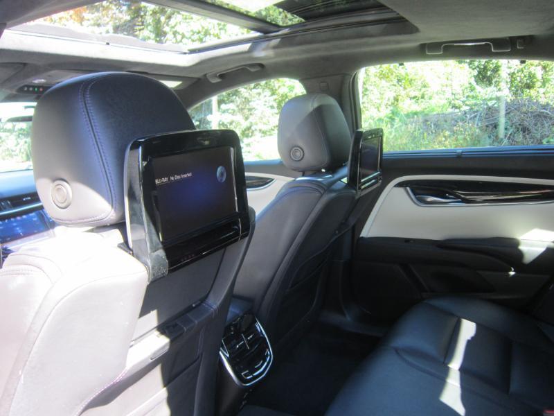 Cadillac XTS Platinum AWD 2016