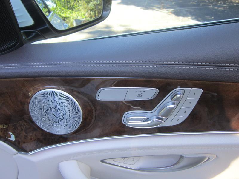 Mercedes-Benz E-Class photo 14