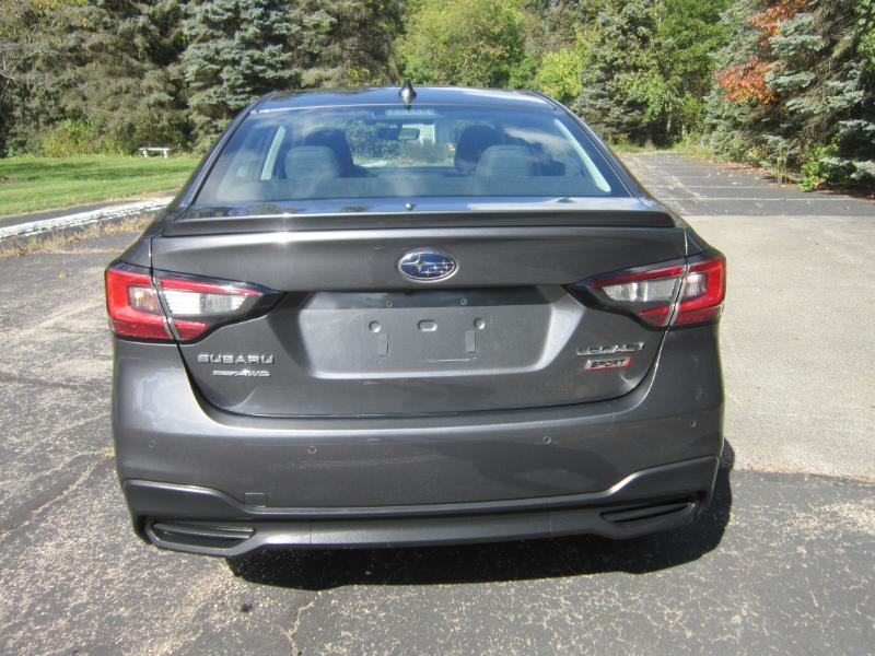 Subaru Legacy Sport 2020