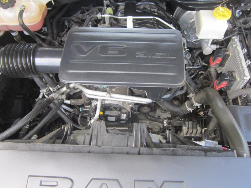 RAM 1500 Big Horn Quad Cab 4WD 2024
