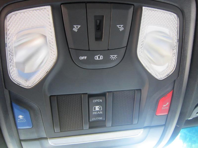 RAM 1500 Big Horn Quad Cab 4WD 2024
