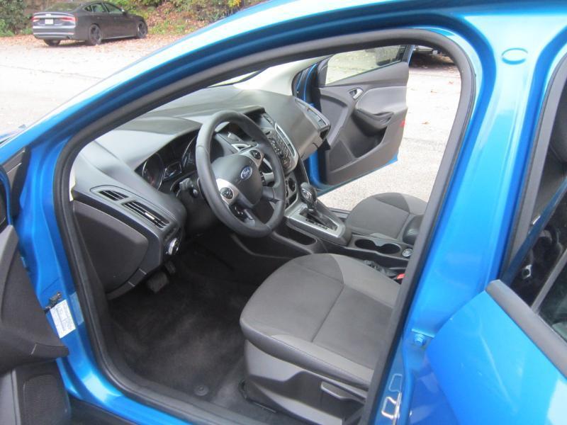 Ford Focus SE Sedan 2013