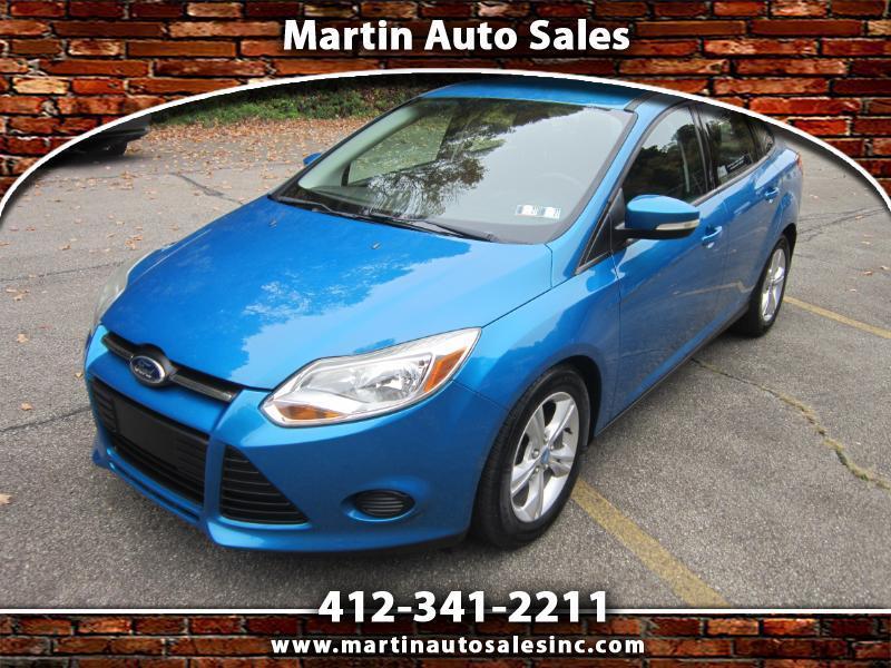 Ford Focus SE Sedan 2013