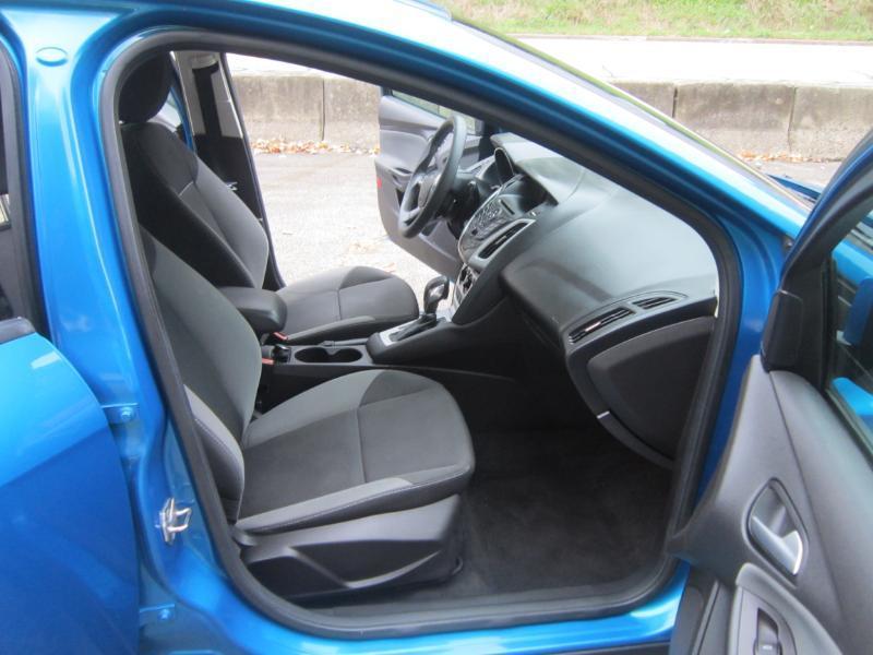 Ford Focus SE Sedan 2013