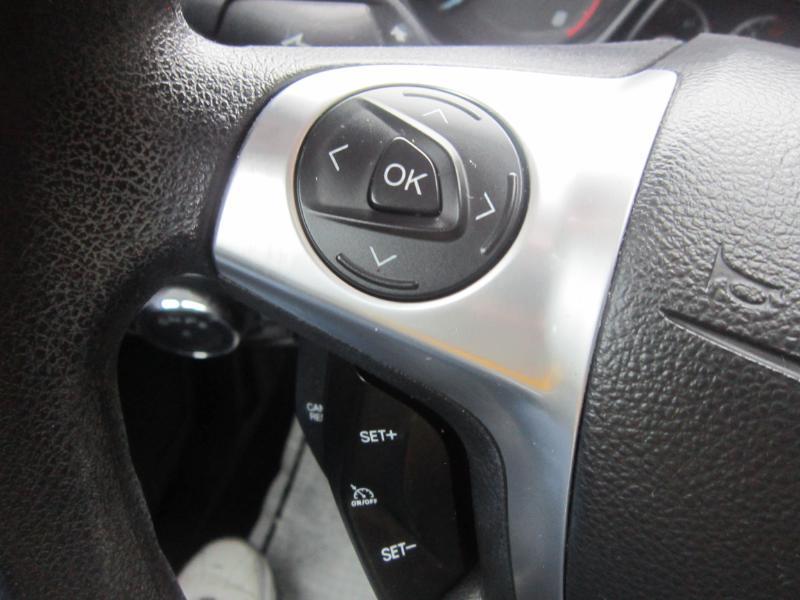 Ford Focus SE Sedan 2013