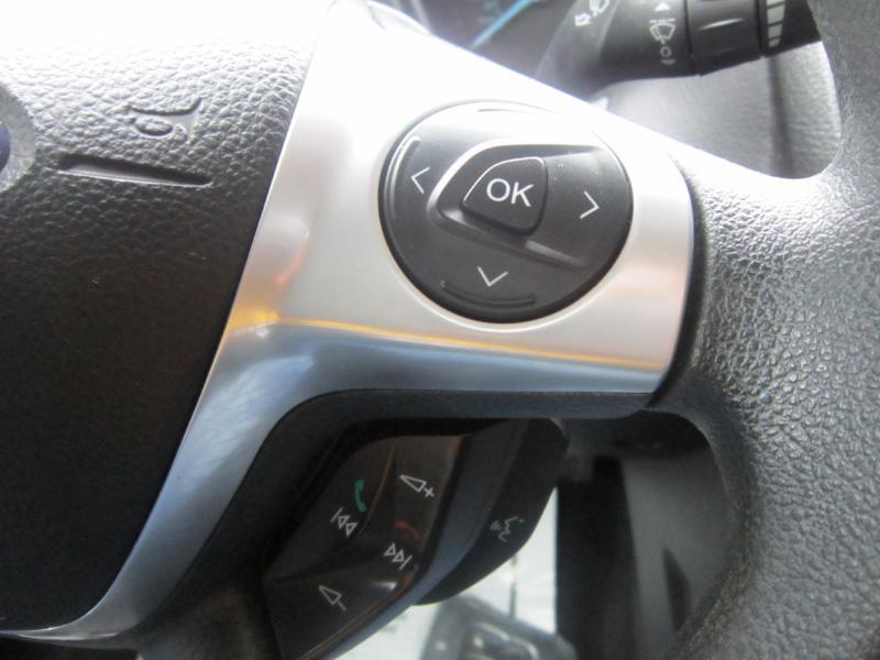 Ford Focus SE Sedan 2013