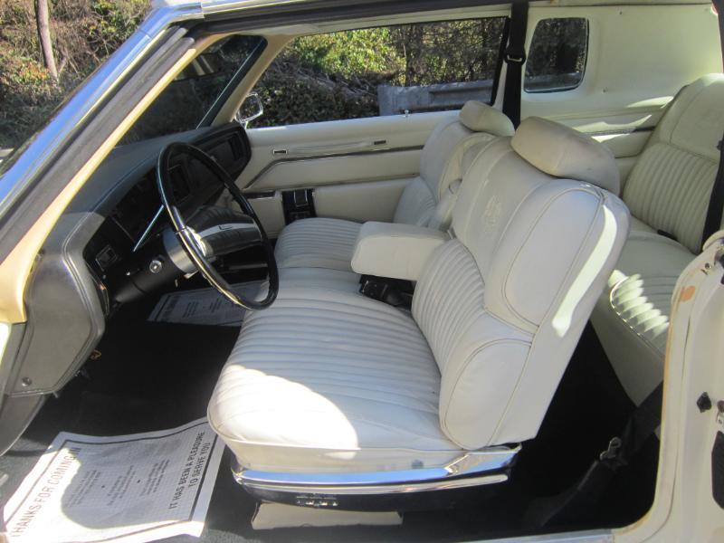 Chrysler New Yorker  1974